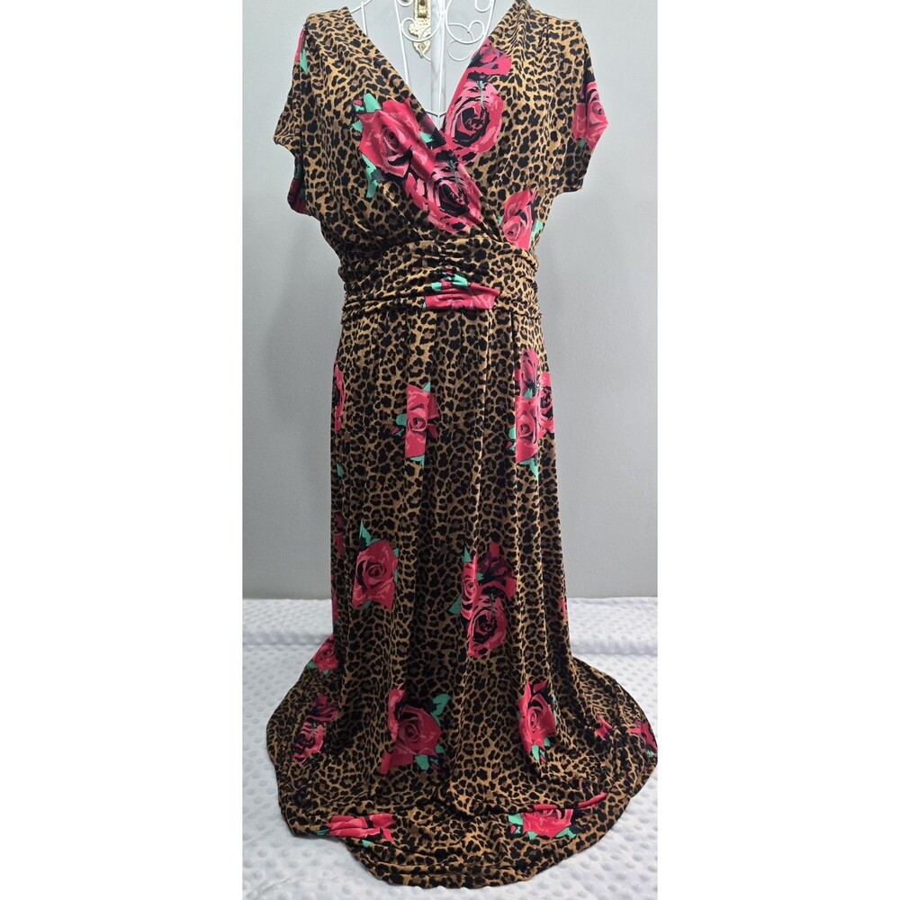 Floral Leopard Print MP Maxi Dress V-Neckline and V-Back Iman Summer Boho Chic